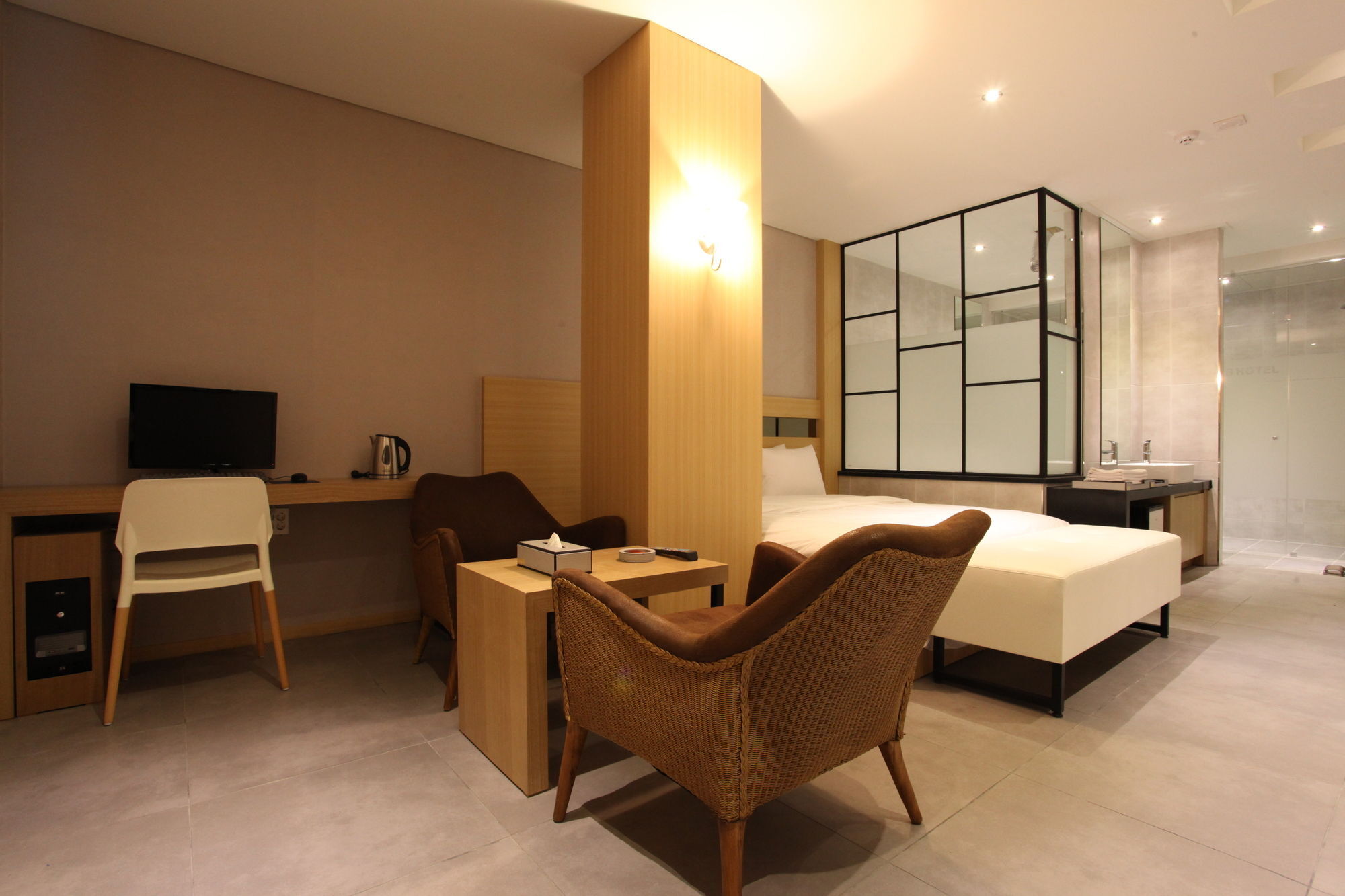 C&B Hotel Ansan Εξωτερικό φωτογραφία